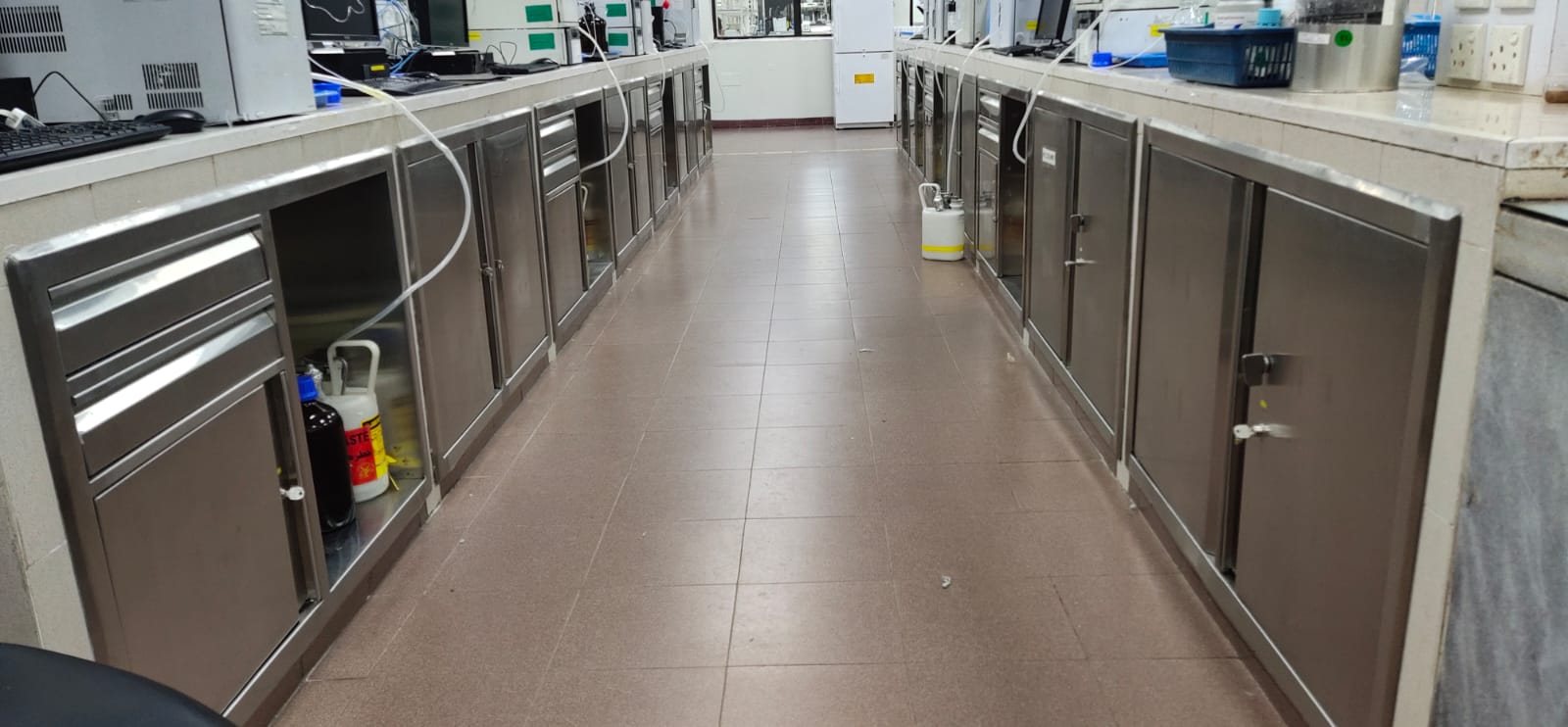 Lab & Office Furniture